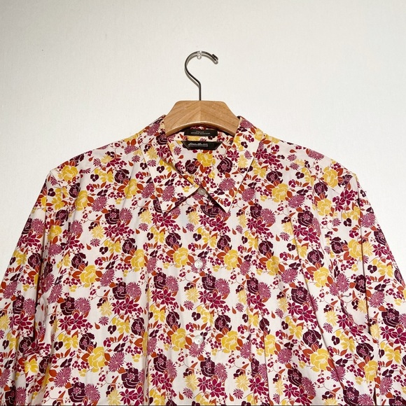 Eddie Bauer Wrinkle Resistant Stretch Button Down Shirt - Picture 3 of 7